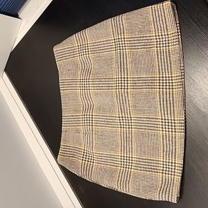 Womens wools mini skirt